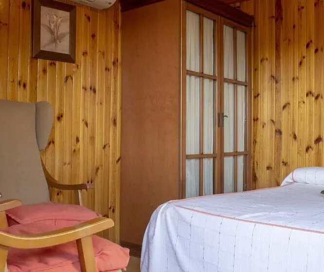 Hotelli Camping Orgiva