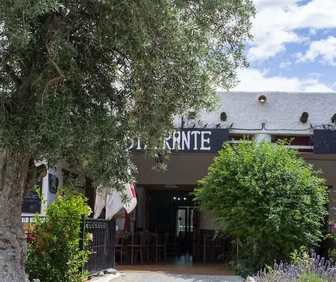 Hotelli Camping Orgiva