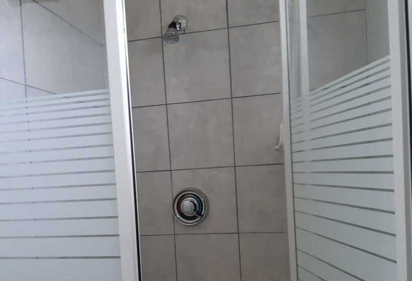 בית מלון כפרי Deerhead Inn