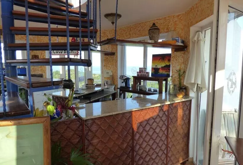 هتل El Faro Apartment