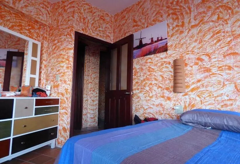 هتل El Faro Apartment