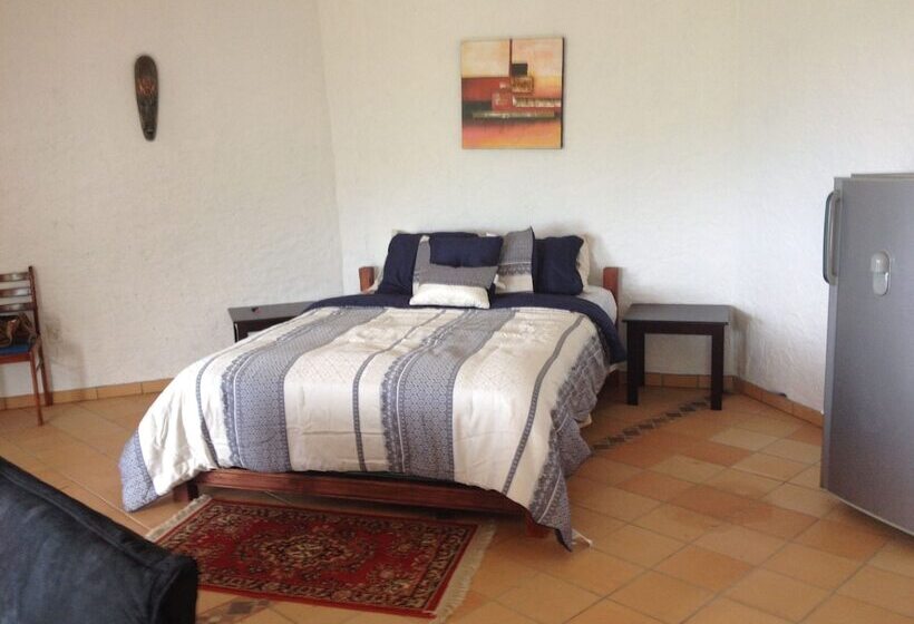 هتل El Faro Apartment