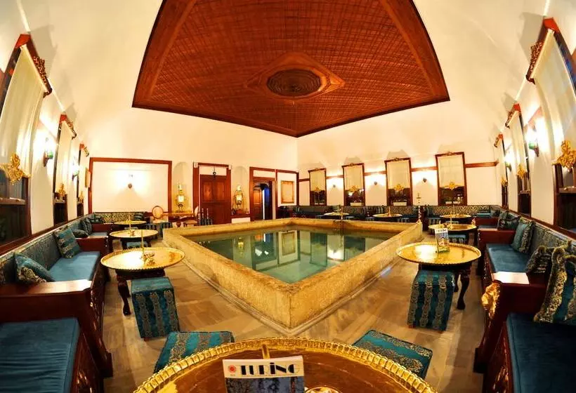 Hotelli Havuzlu Asmazlar Konagi