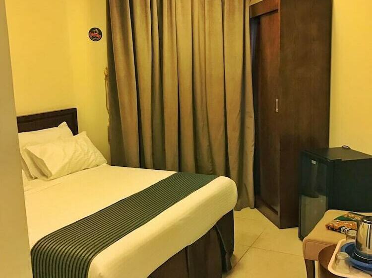 בית מלון כפרי Knooz Al Diafah