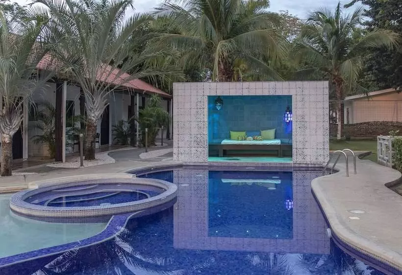 Hotelli Numu Cabinas