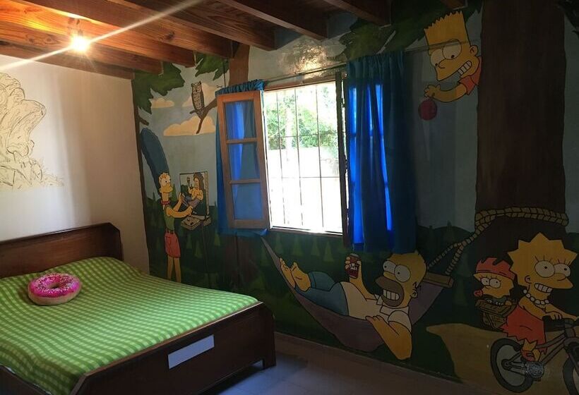 Lemon Tree Hostel