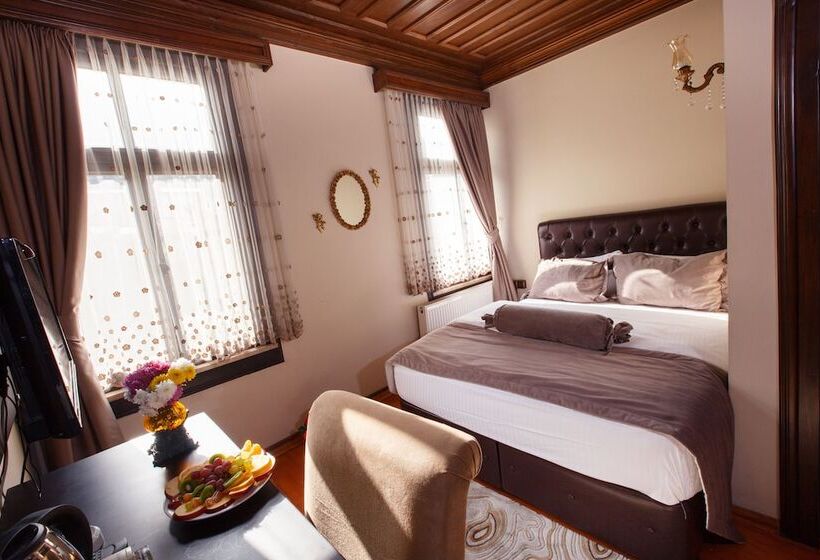 Otel Tahir Aga Konagi