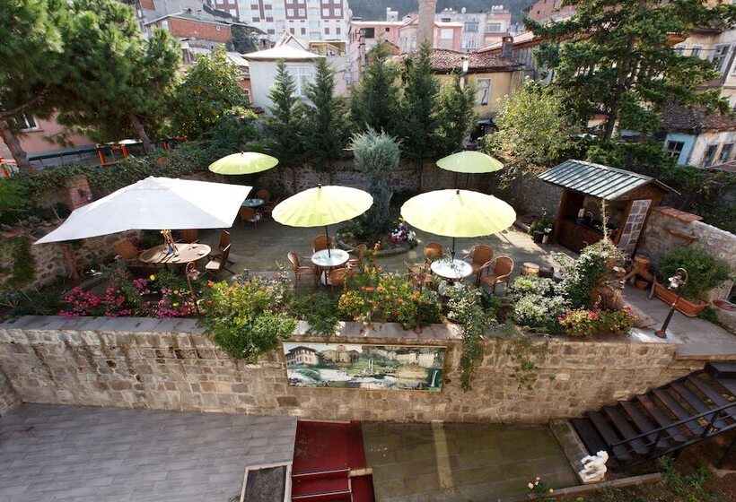 Otel Tahir Aga Konagi