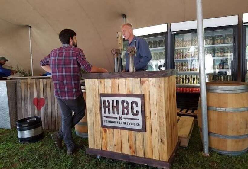 פנסיון Addo Wildlife