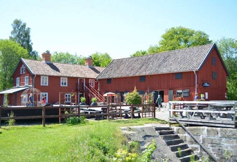 پانسیون Mallboden Café & Vandrarhem