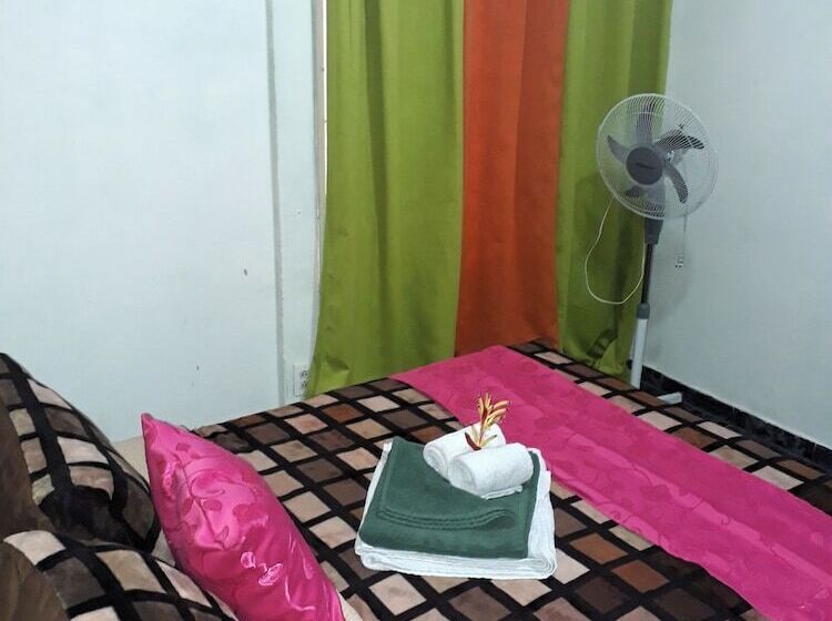 Pension Sunset Inn Valle Del Volcan