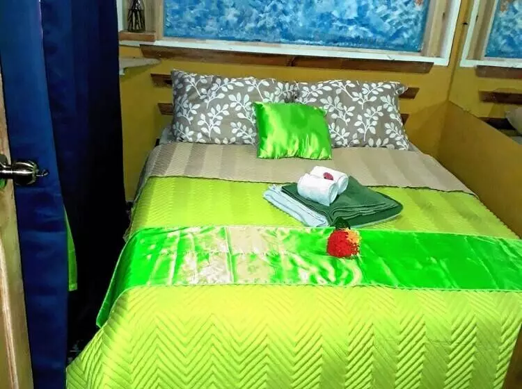 پانسیون Sunset Inn Valle Del Volcan