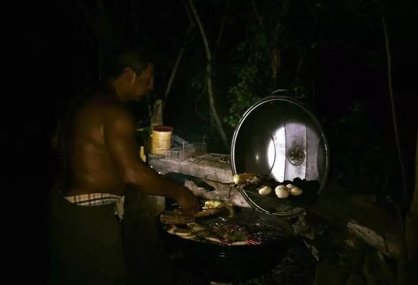 Posada Come So In The Bush