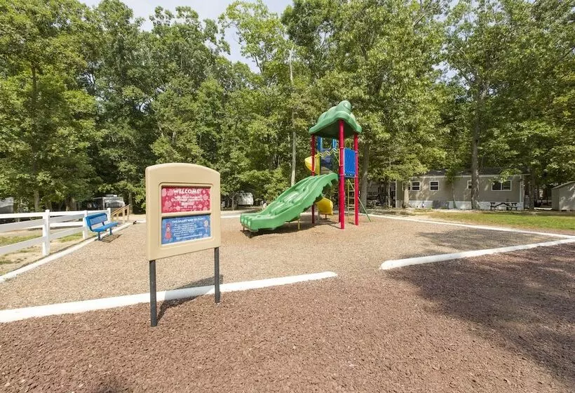 Sun Retreats Seashore