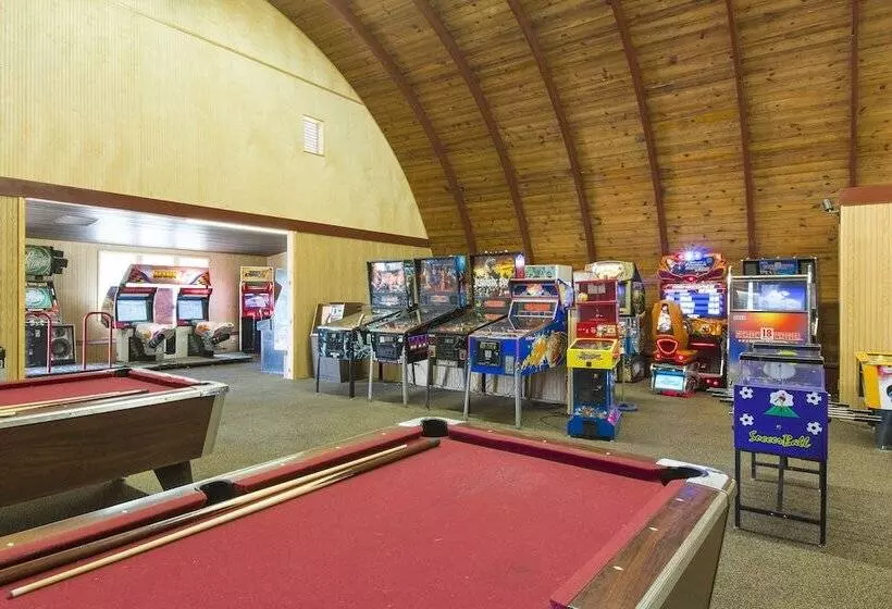 Sun Retreats Seashore