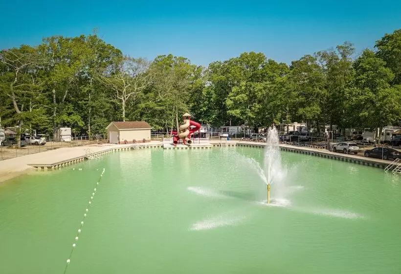 Sun Retreats Seashore