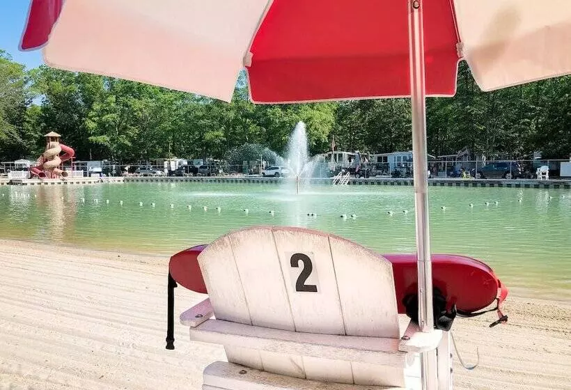 Sun Retreats Seashore