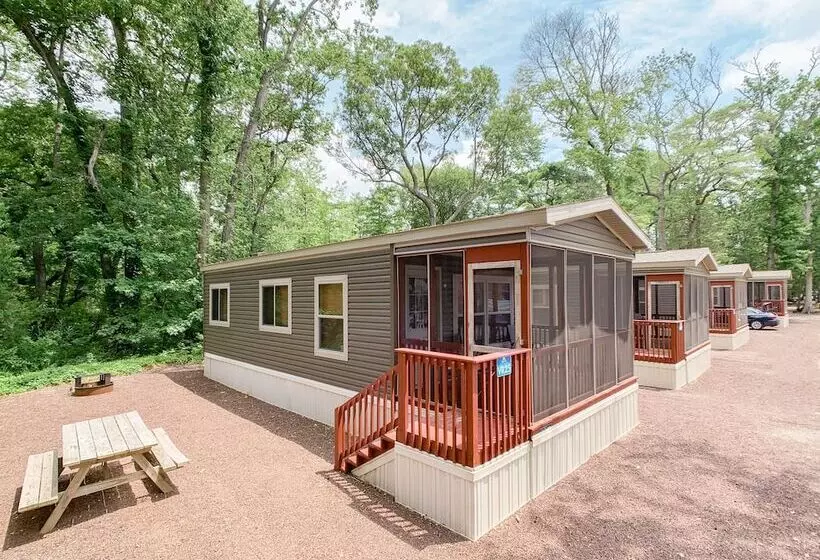 Sun Retreats Seashore