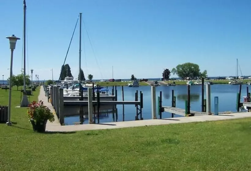 Hotelli Lakeside Motor Inn