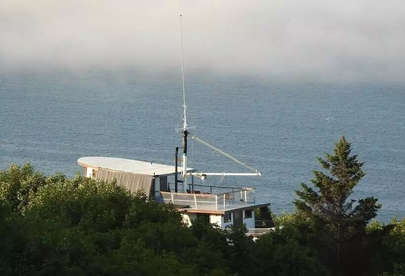 Alaska Adventure Cabins