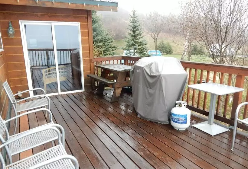 Alaska Adventure Cabins