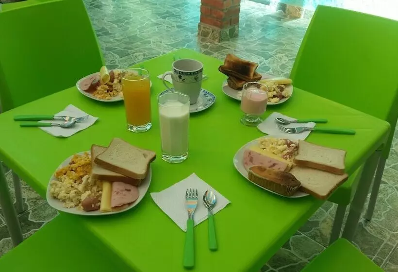 هاستل De Sal Reina Del Salar