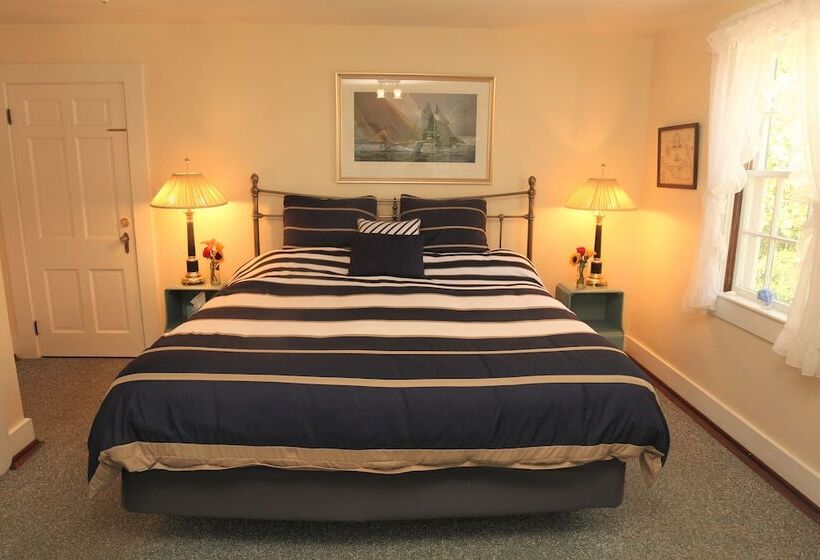 تختخواب و صبحانه The Barnacle Inn