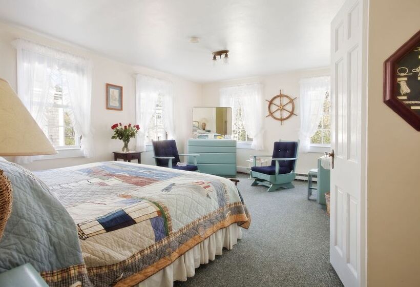 تختخواب و صبحانه The Barnacle Inn