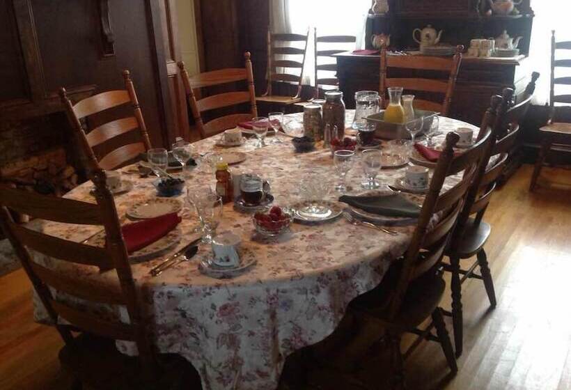 مبيت وإفطار The Glenmary Inn