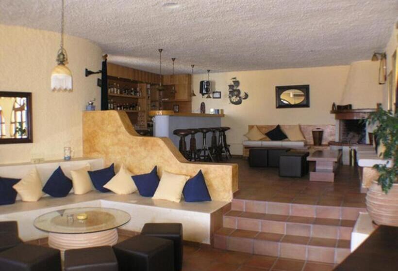 Giorgi S Blue Apartments