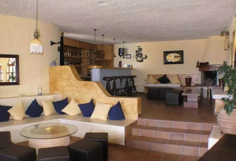 Giorgi S Blue Apartments