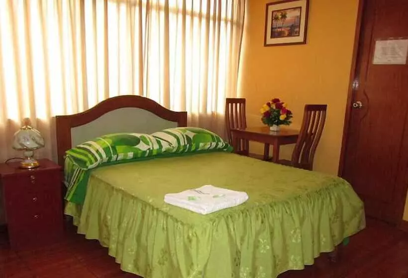 Hostal Residencial Verónica