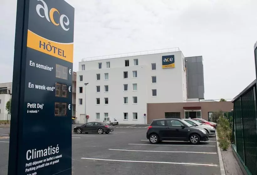 ホテル Ace Hôtel Caen Nord Mémorial