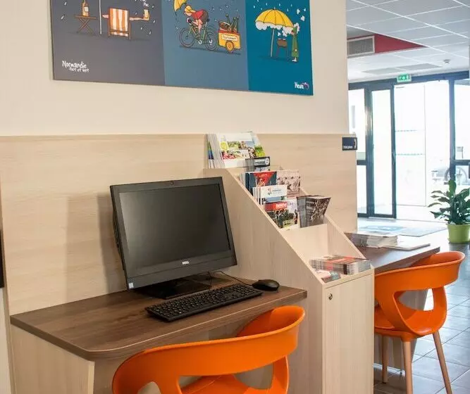 ホテル Ace Hôtel Caen Nord Mémorial