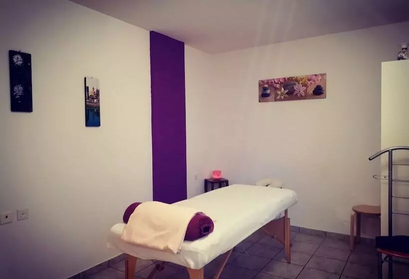 Hotelli Etoile & Alpenperle Residences