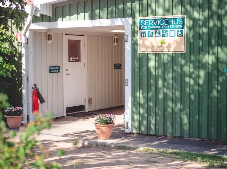 ホテル Björkbackens Stugby Campground