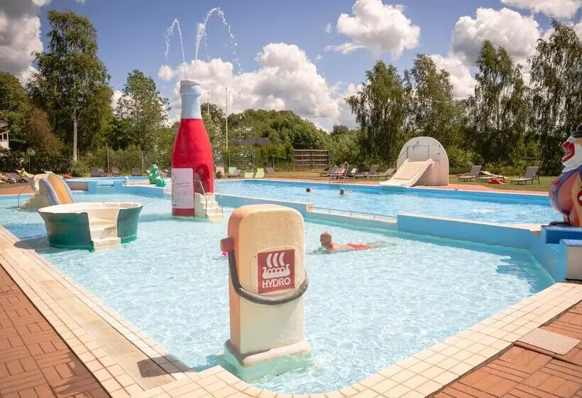 Hotelli Björkbackens Stugby   Campground