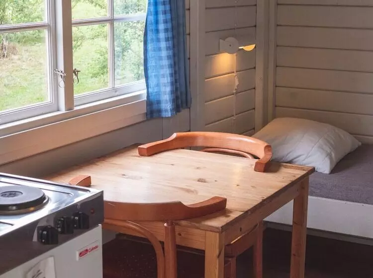 Hotelli Björkbackens Stugby   Campground