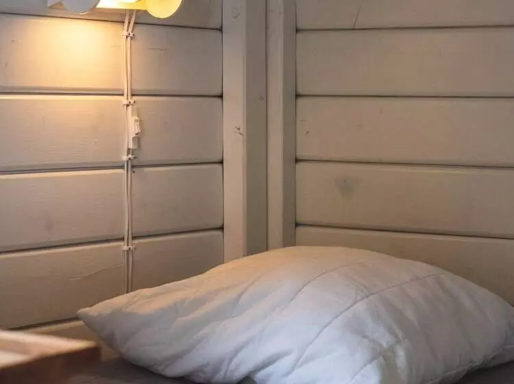 Hotelli Björkbackens Stugby   Campground