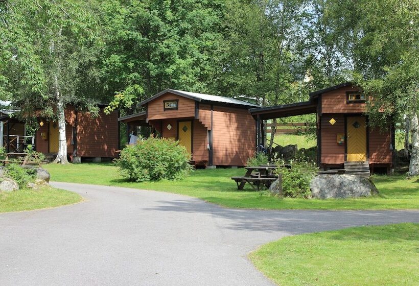 ホテル Björkbackens Stugby Campground