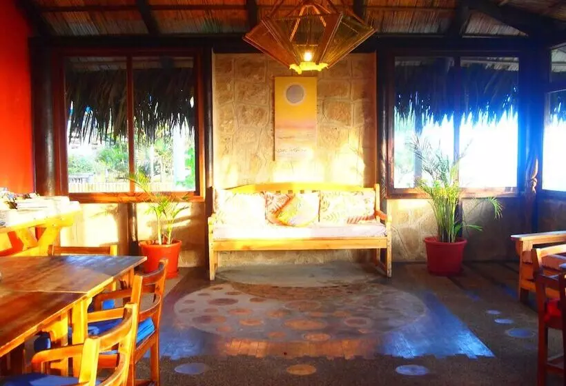 هتل Cuna Luna Hosteria