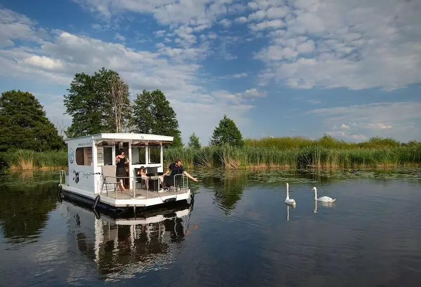 هتل Havel Cruiser   Hausboot Flöße Mit Stil