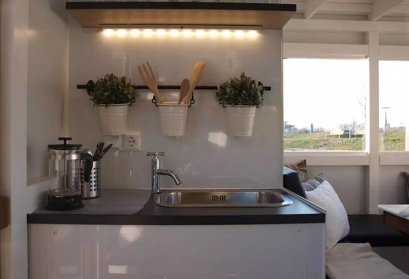 هتل Havel Cruiser   Hausboot Flöße Mit Stil