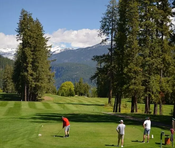 هتل Kaslo
