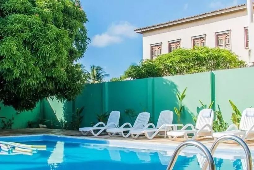 ホテル Pousada Marisol