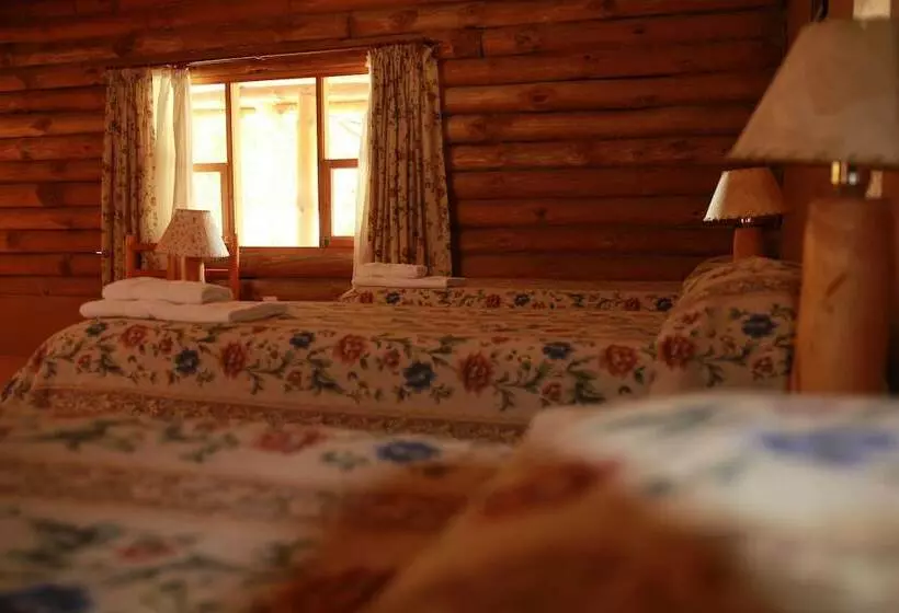 Hotelli Rio Dorado Lodge