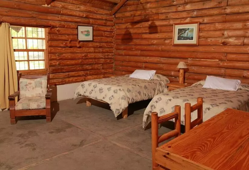 Hotelli Rio Dorado Lodge