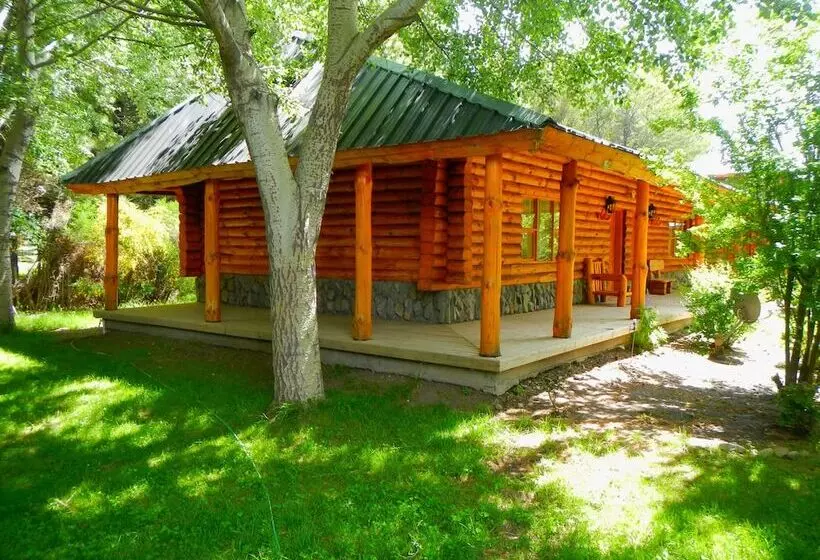 Hotelli Rio Dorado Lodge