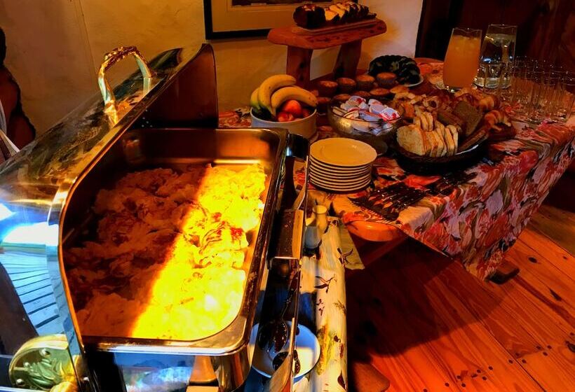 Hotel Rio Dorado Lodge