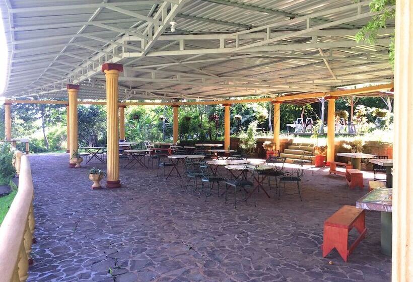 هتل Valley View Lodge Finca Huetares